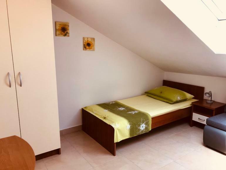 Apartment Vucica Sevid Buitenkant foto